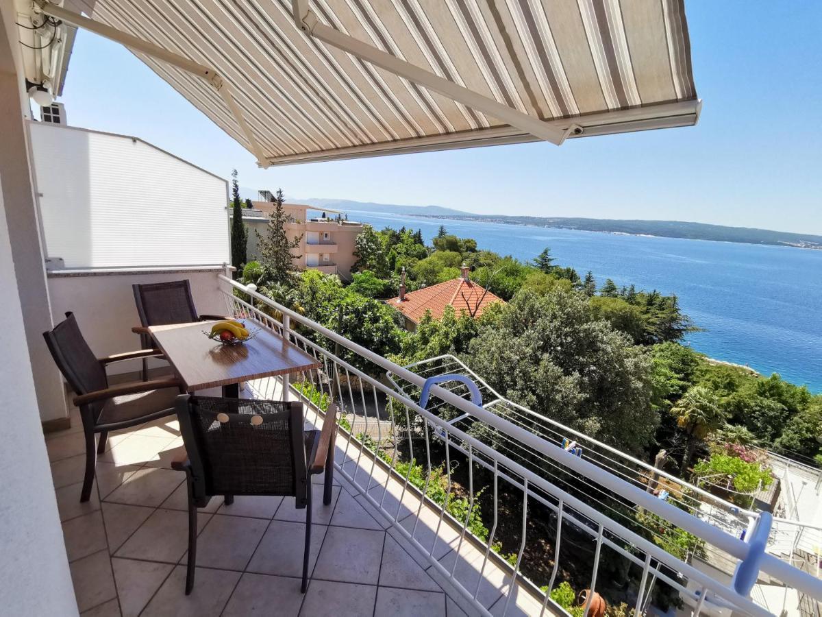 Apartments Maja Драмал Екстериор снимка
