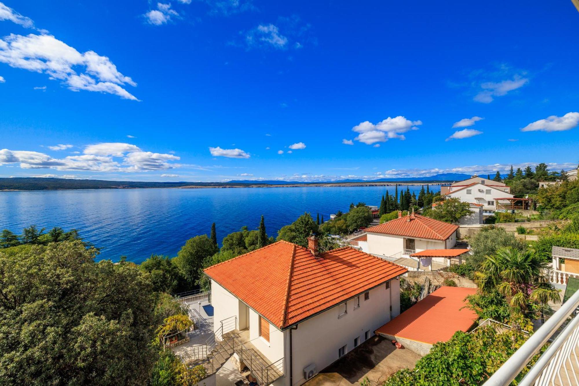 Apartments Maja Драмал Екстериор снимка